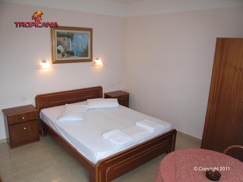 Tropicana Paralía Chambre photo
